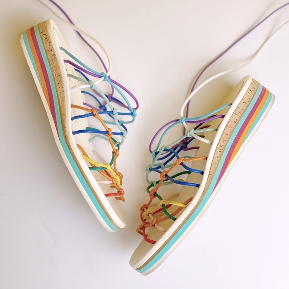 CHLOÉ Rainbow Knotted Leather Wedge Sandals - Picture 6 of 11